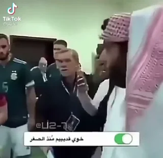 😂