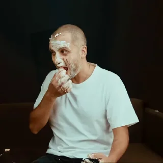 🤠