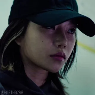 😶