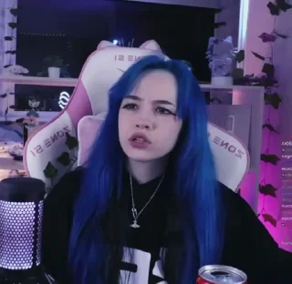 😐