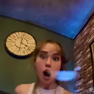 🤯