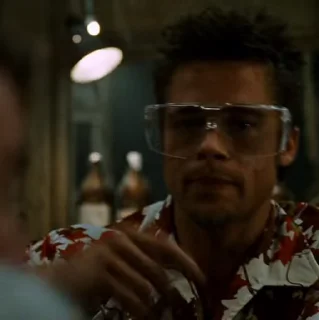 ャ. Tyler Durden ；@Unince .