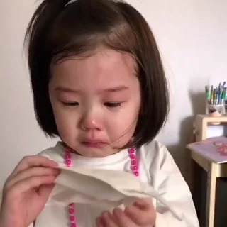 😭