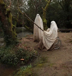 👻