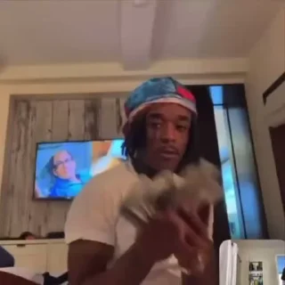 🤑