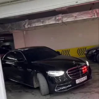 🤩