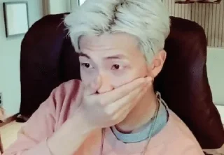 🤭
