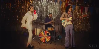 🎤