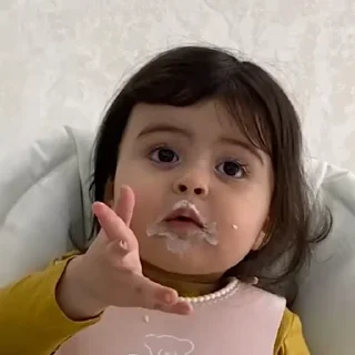 🤨
