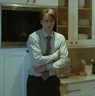 😠