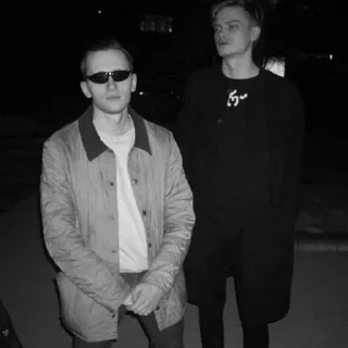 😎